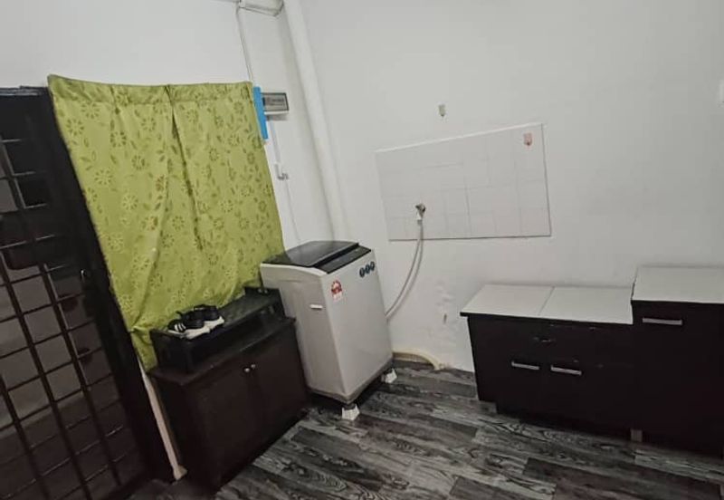 Flat Tasek 64, Bandar Baru Seri Alam