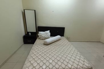 Bangunan Duta Impian (The Embassy Suites)