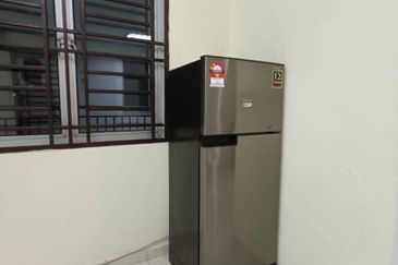 Bangunan Duta Impian (The Embassy Suites)