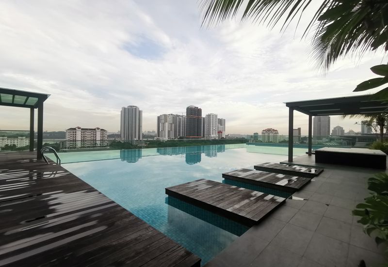 Paragon Suites @ CIQ