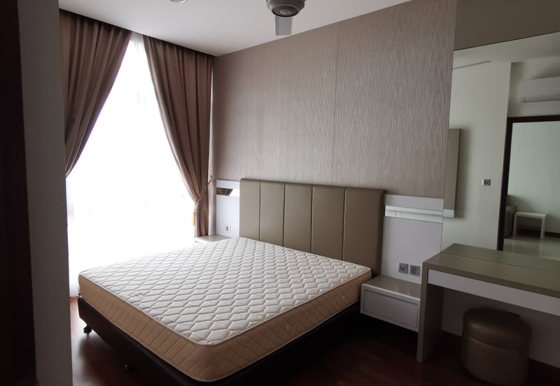 Paragon Suites @ CIQ