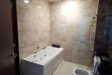 Paragon Suites @ CIQ