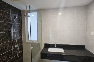 Paradiso Nuova Medini