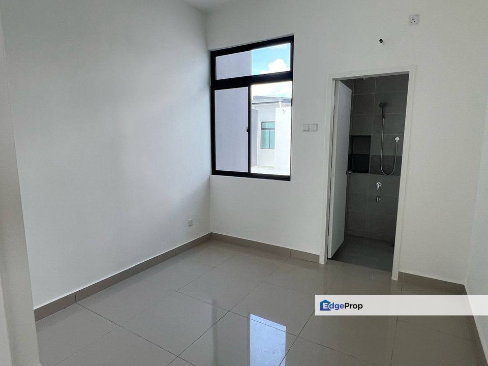 Adda Heights Green Avenue Johor 2 Storey Terrace House Corner For Sale, Johor, Johor Bahru