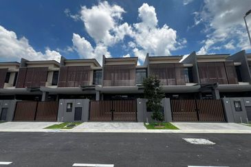 Aurora Resort Villas