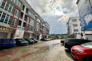 Bandar Baru Seri Alam