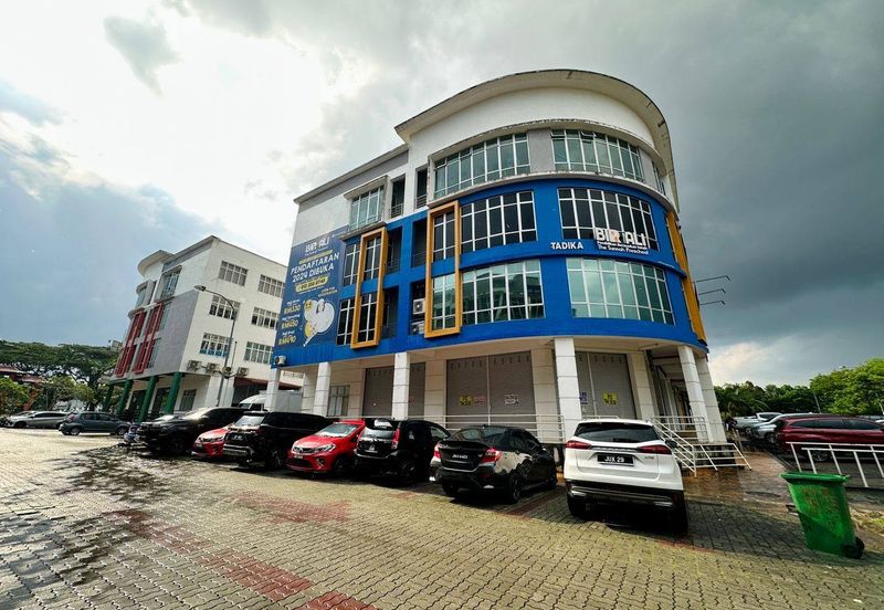 Bandar Baru Seri Alam