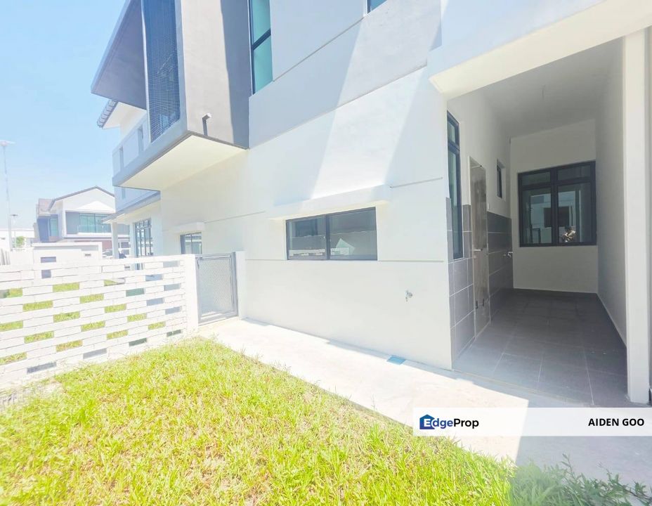 Aspira Gardens Iskandar Puteri 2 Storey Cluster House For Sale, Johor, Gelang Patah