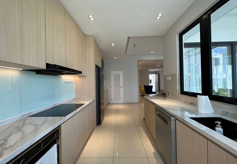 Sunway Citrine Lakehomes