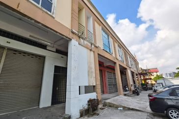 Austin Avenue @ Taman Mount Austin