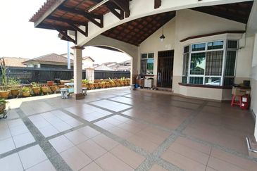 Taman Sutera Perling