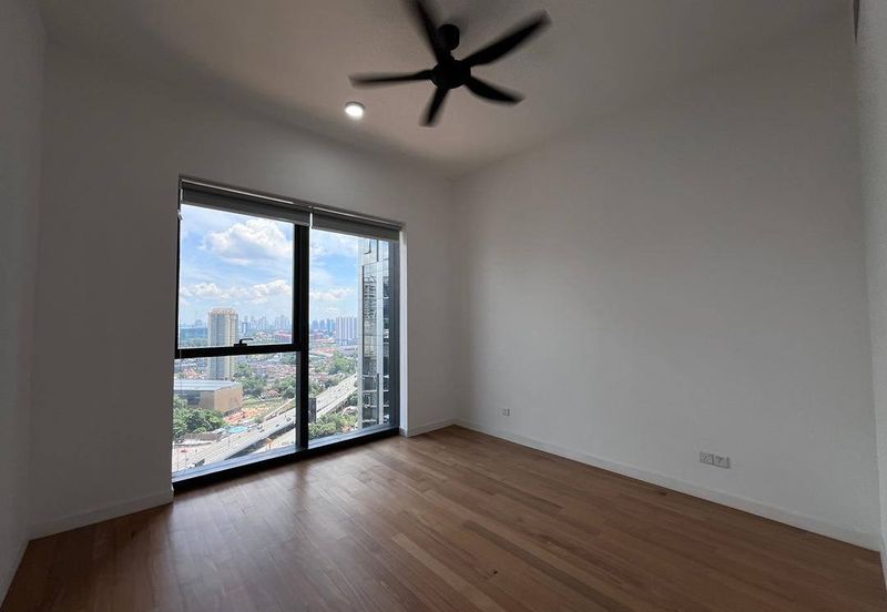 The Astaka @ 1 Bukit Senyum