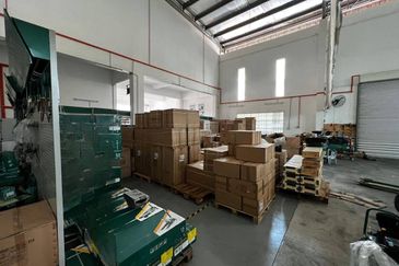 Kempas Utama Industrial Park