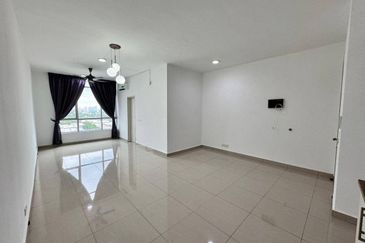 Dedaun Hijau (Greenfield Regency)