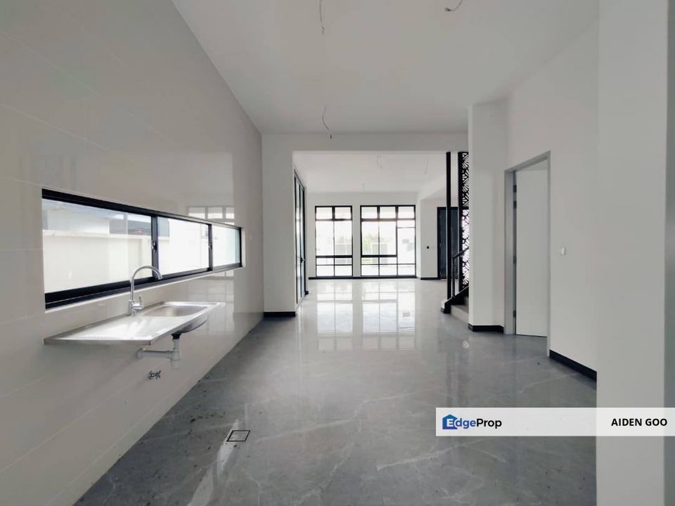 Alocasia Setia Tropika 10 Double Storey Semi Detached House For Sale, Johor, Setia Tropika