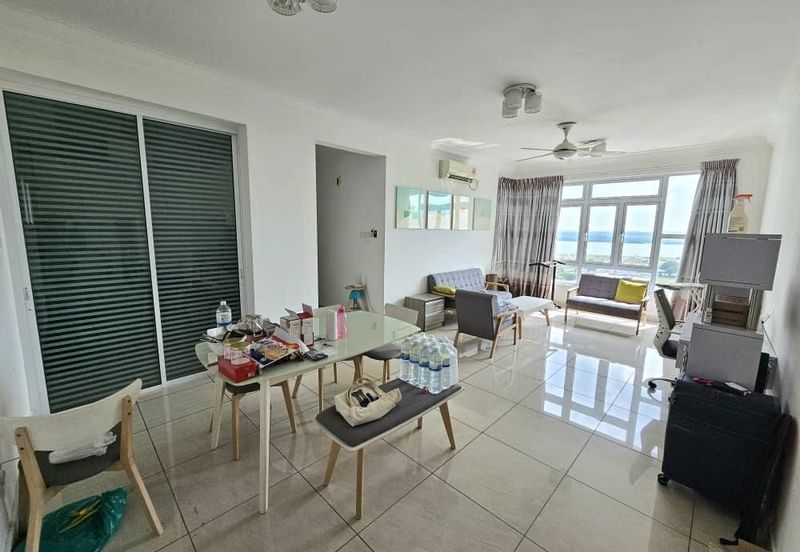 Golden Sands Seaview Residence