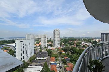 Golden Sands Seaview Residence