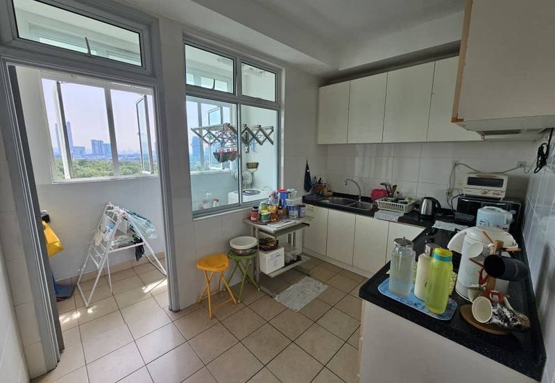 Golden Sands Seaview Residence