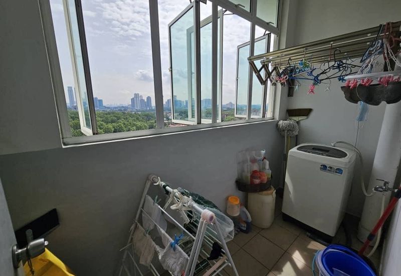 Golden Sands Seaview Residence