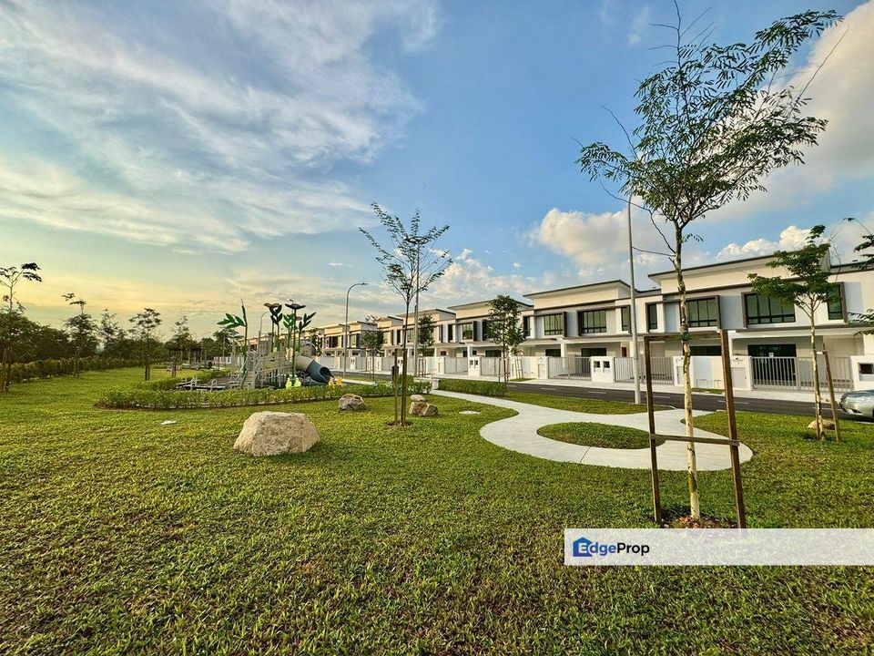 Adda Heights Green Avenue Double Storey Terrace House Corner Lot For Sale , Johor, Johor Bahru