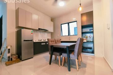 Baypoint @ Country Garden Danga Bay