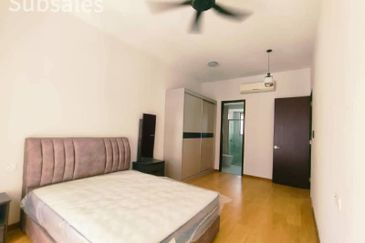 Baypoint @ Country Garden Danga Bay