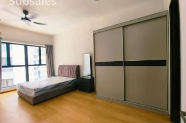 Baypoint @ Country Garden Danga Bay