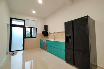 Sunway Citrine Lakehomes