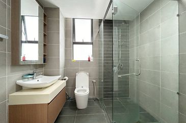 The M @ Medini Macrolink