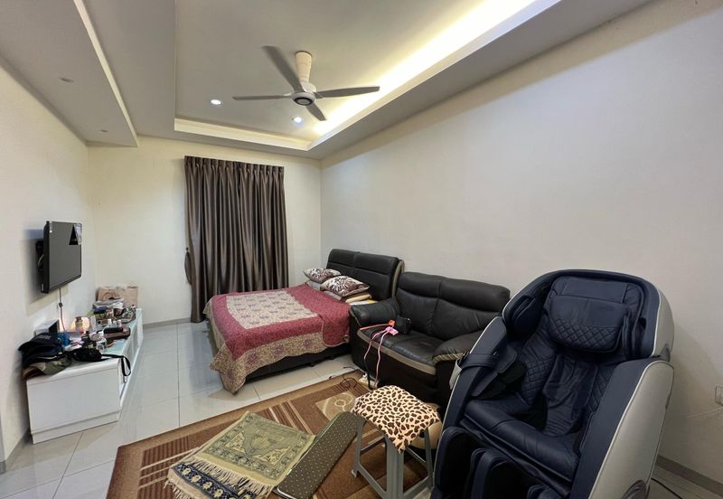 Austin Residence @Taman Mount Austin