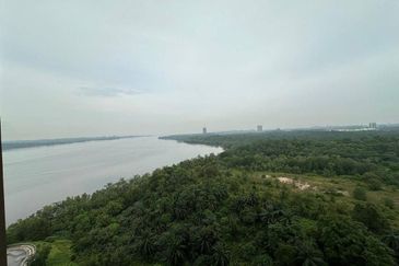 Puteri Cove Residences