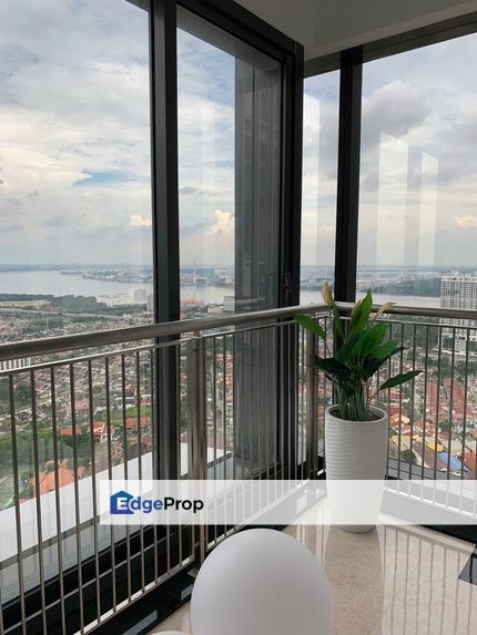 The Astaka @ 1 Bukit Senyum Seaview unit For Sale, Johor, Johor Bahru