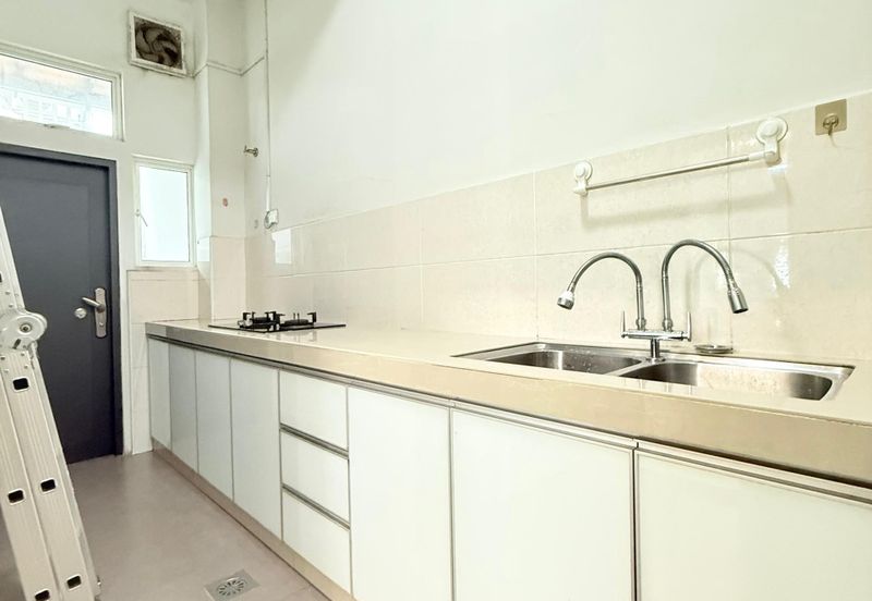 Winter Pavilion @ Taman Nusa Sentral