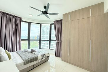 The M @ Medini Macrolink