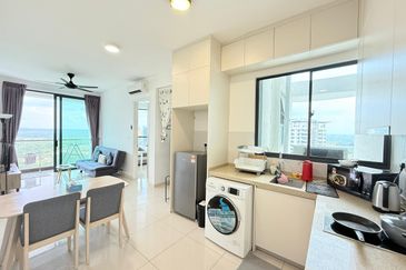 The M @ Medini Macrolink