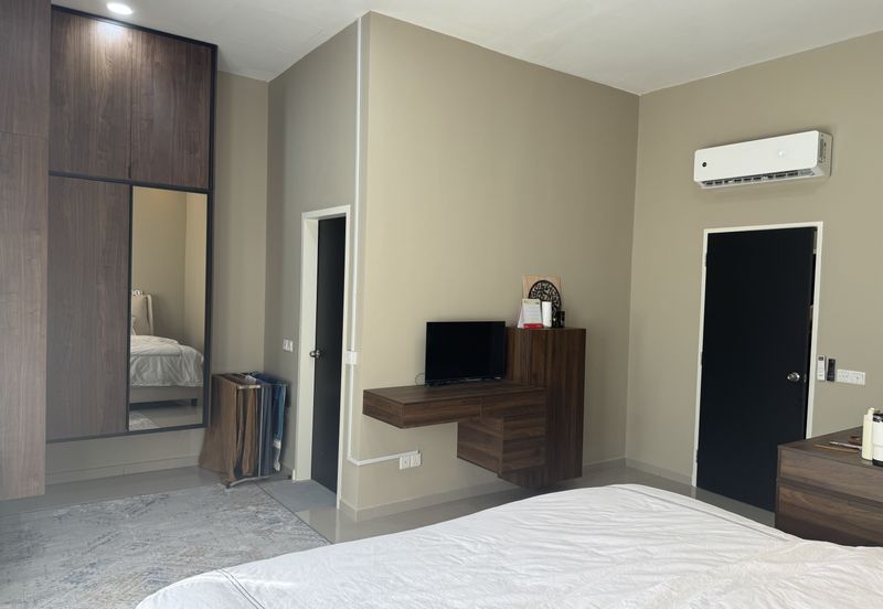 Tate Dalton @ Eco Botanic 2