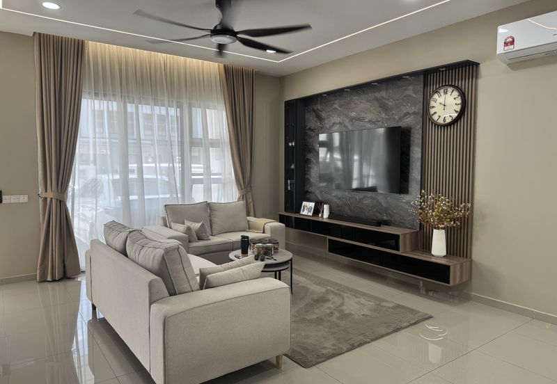 Tate Dalton @ Eco Botanic 2