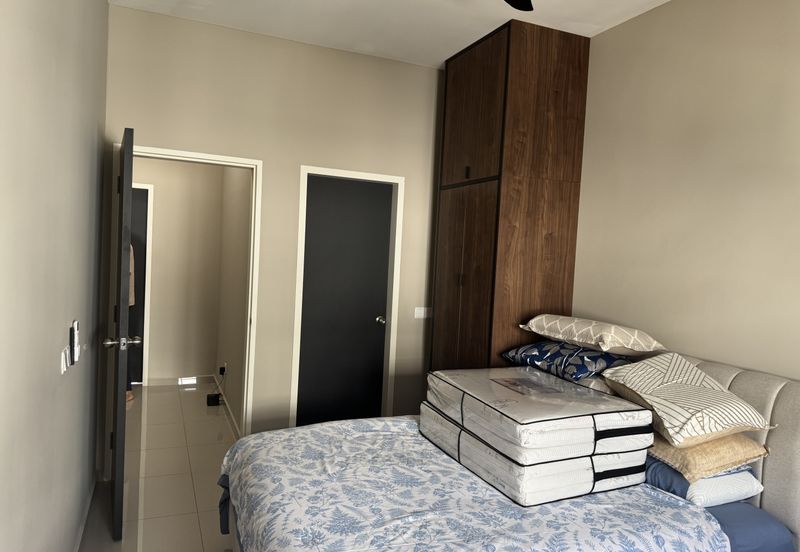 Tate Dalton @ Eco Botanic 2