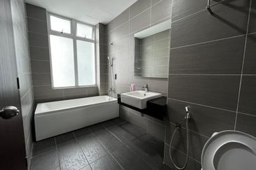 KSL D Esplanade, Taman Century