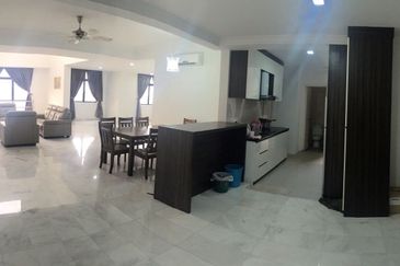 Aloha Tower Condominium