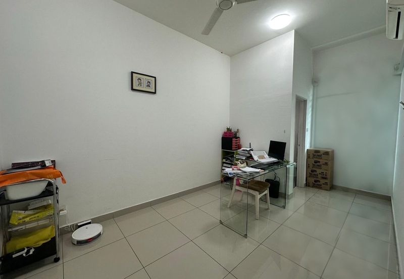 Austin Residence @Taman Mount Austin