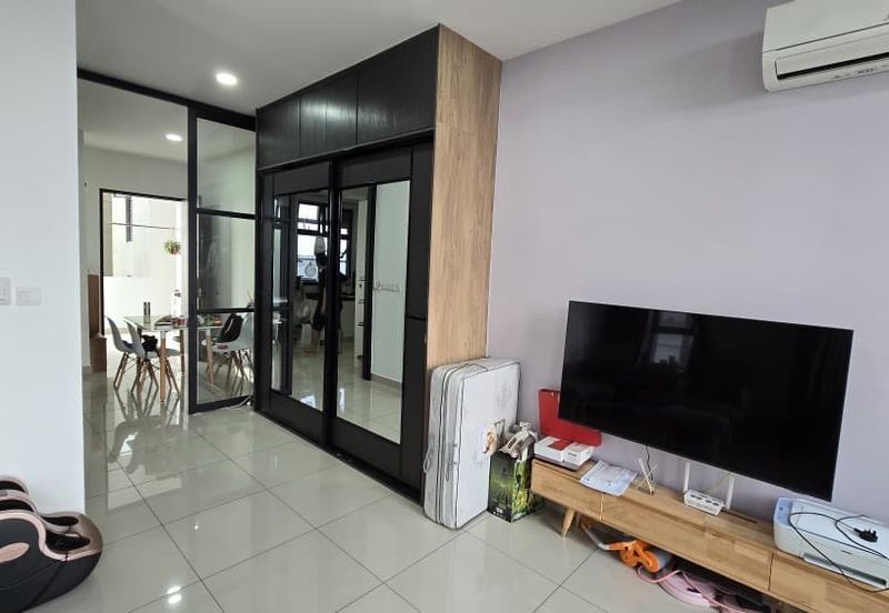 Twin Tower Residence