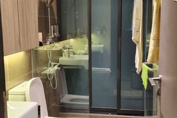 Almas Suites @ Puteri Harbour