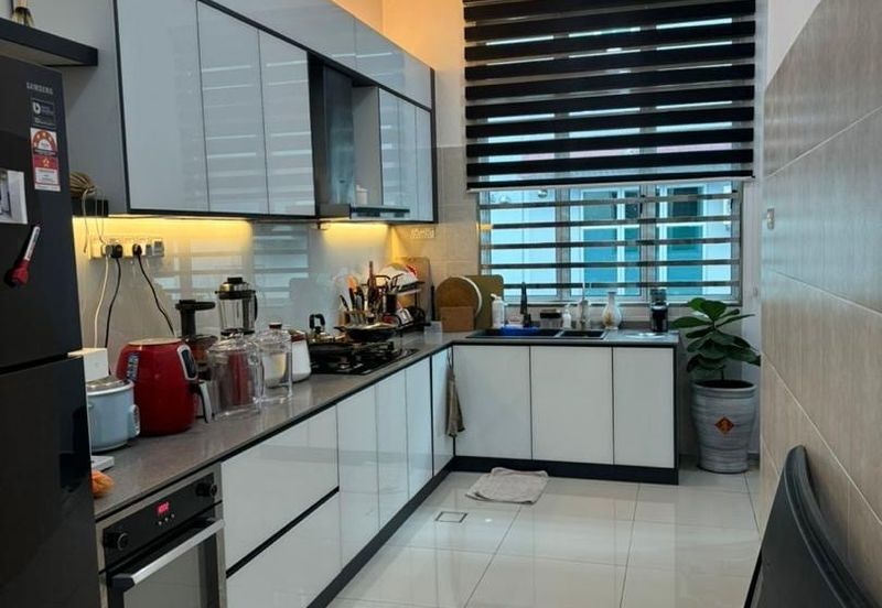 Austin Residence @Taman Mount Austin