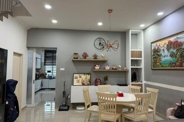 Austin Residence @Taman Mount Austin