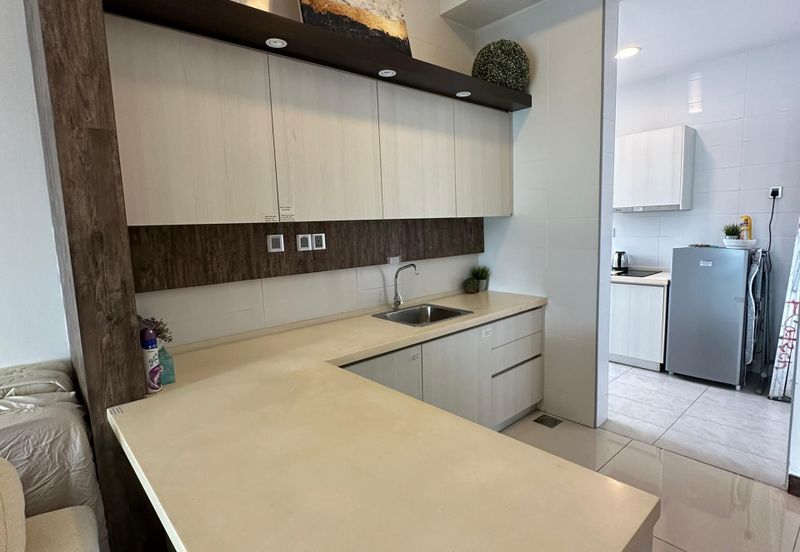 Paragon Suites @ CIQ