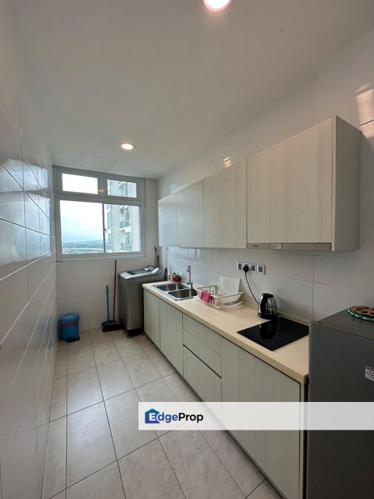 Paragon Suite 3+1 fully furnished unit for Sale, Johor, Johor Bahru