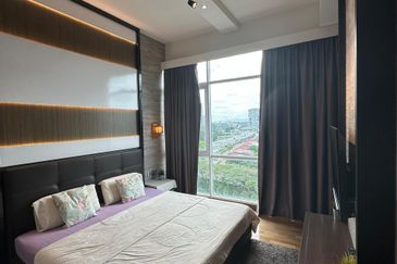 Paragon Suites @ CIQ