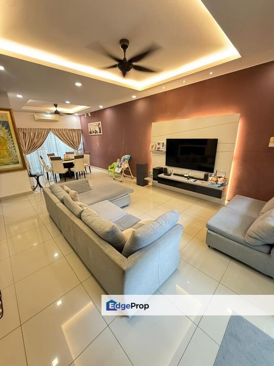 Horizon hill renovated superlink house for sale, Johor, 
