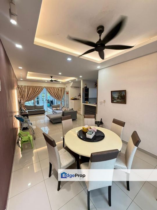 Horizon hill renovated superlink house for sale, Johor, 
